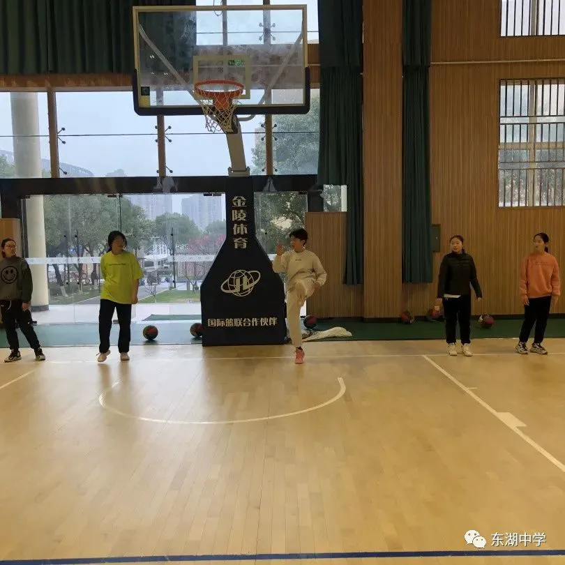 哪里可以找到提高篮球自信的课程_0